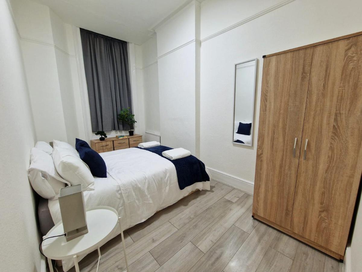 Spacious 4 Bedrooms Apartment For 10 Near Marble Arch London Kültér fotó