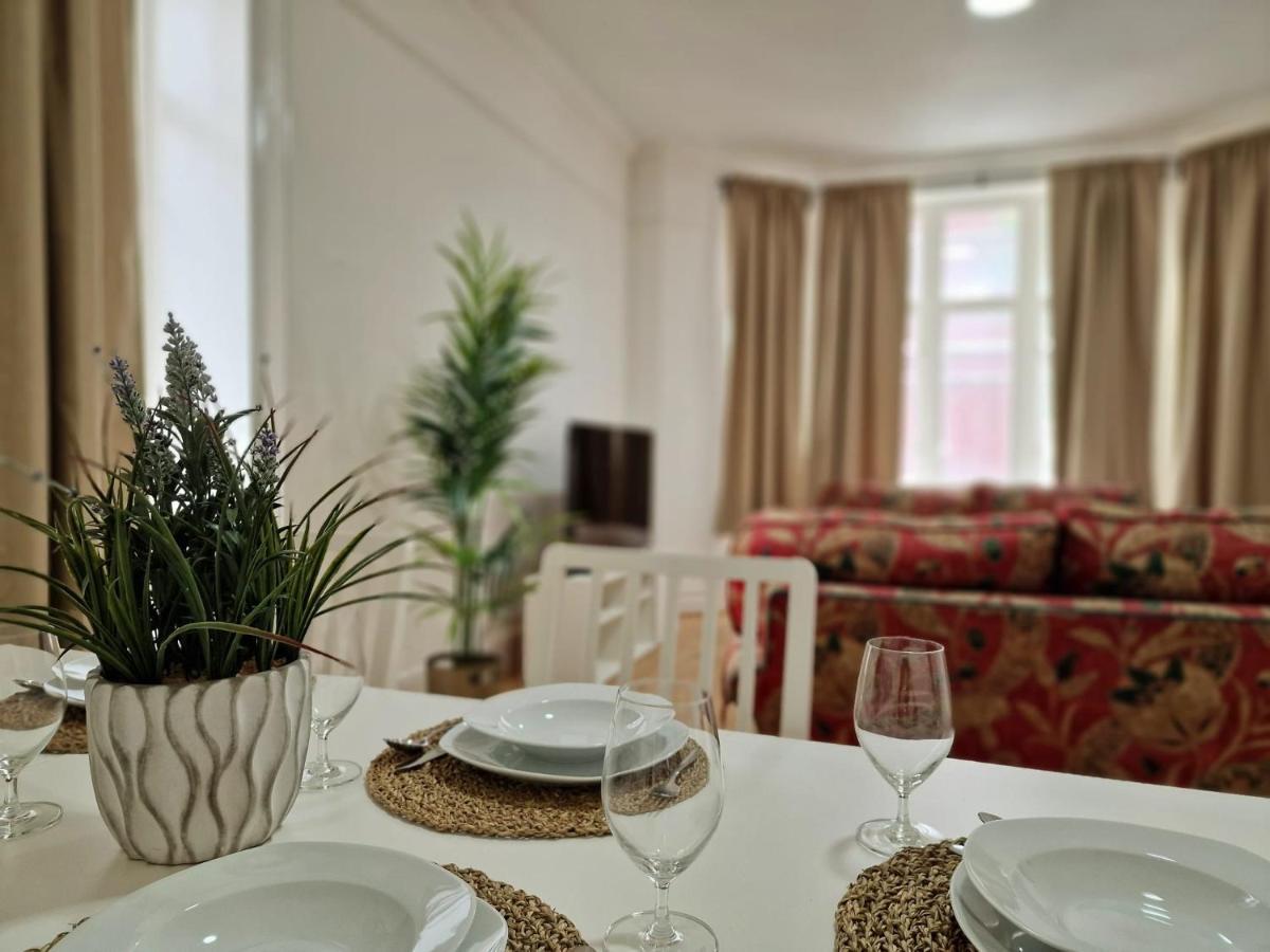 Spacious 4 Bedrooms Apartment For 10 Near Marble Arch London Kültér fotó