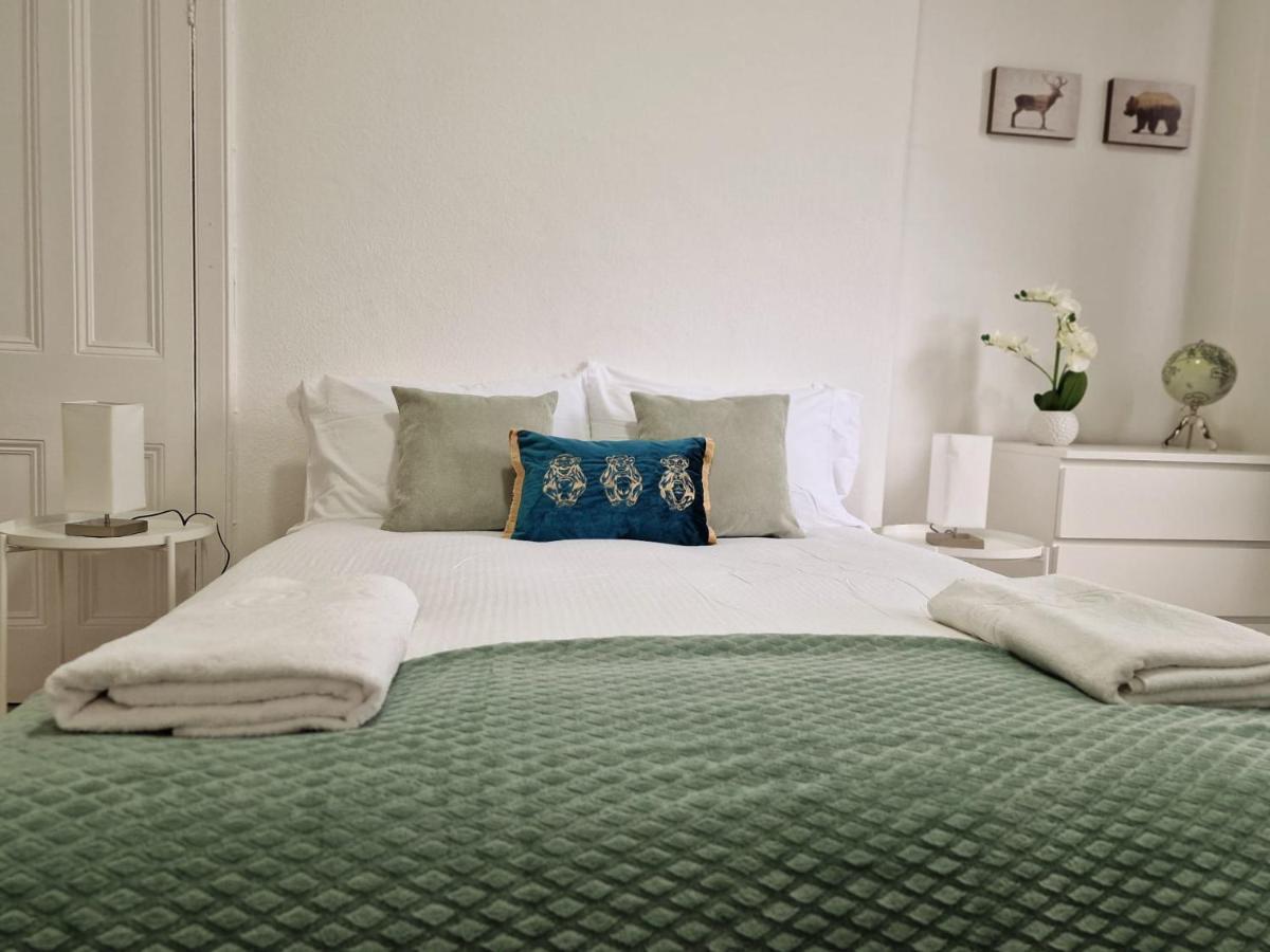 Spacious 4 Bedrooms Apartment For 10 Near Marble Arch London Kültér fotó