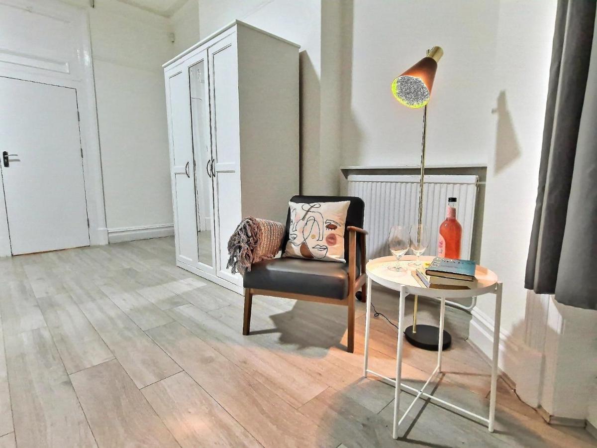 Spacious 4 Bedrooms Apartment For 10 Near Marble Arch London Kültér fotó